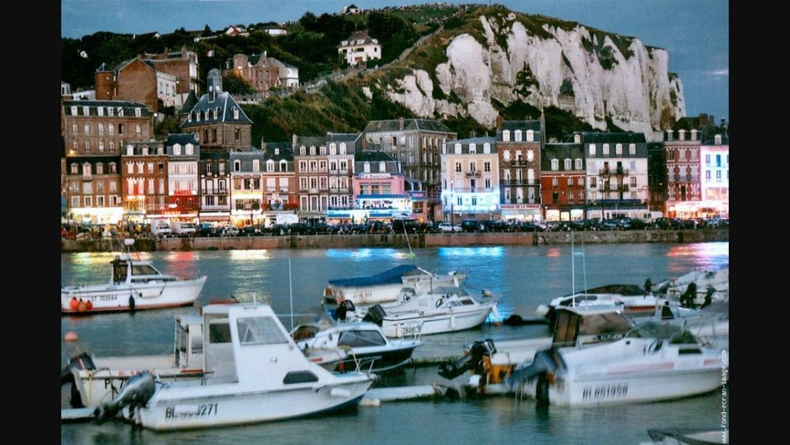 gite l'etoile de mer Eu (Seine-Maritime) Extérieur photo